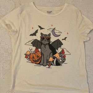 Girl’s Old Navy XL Halloween vampire cat Tshirt